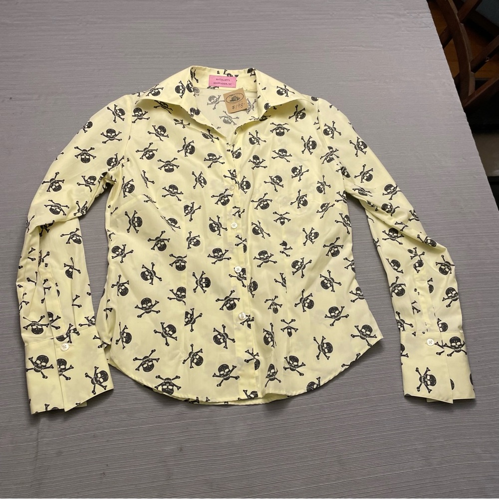 NWT McCulleys Highlands NC Yellow Long Sleeve Blouse with Skulls L